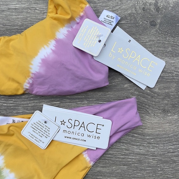 L*Space Lizzie Bikini Top & Sandy Bottoms, diagonal sunburst - Picture 15 of 15